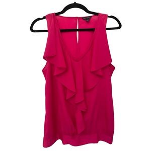 BANANA REPUBLIC SLEEVELESS BLOUSE. FUCHSIA. RUFFLES.GOLD BUTTON DETAIL. Size L